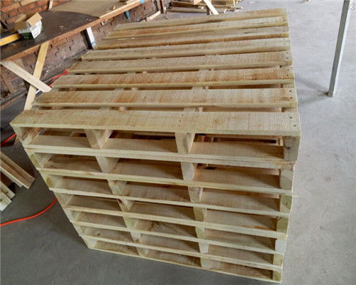 襄垣包裝箱木托盤(pán)優(yōu)選 太原勇明源木業(yè)，專(zhuān)業(yè)木制包裝解決方案